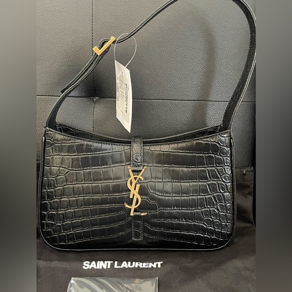 Saint Laurent Le 5 a 7 - Picture 4 of 11